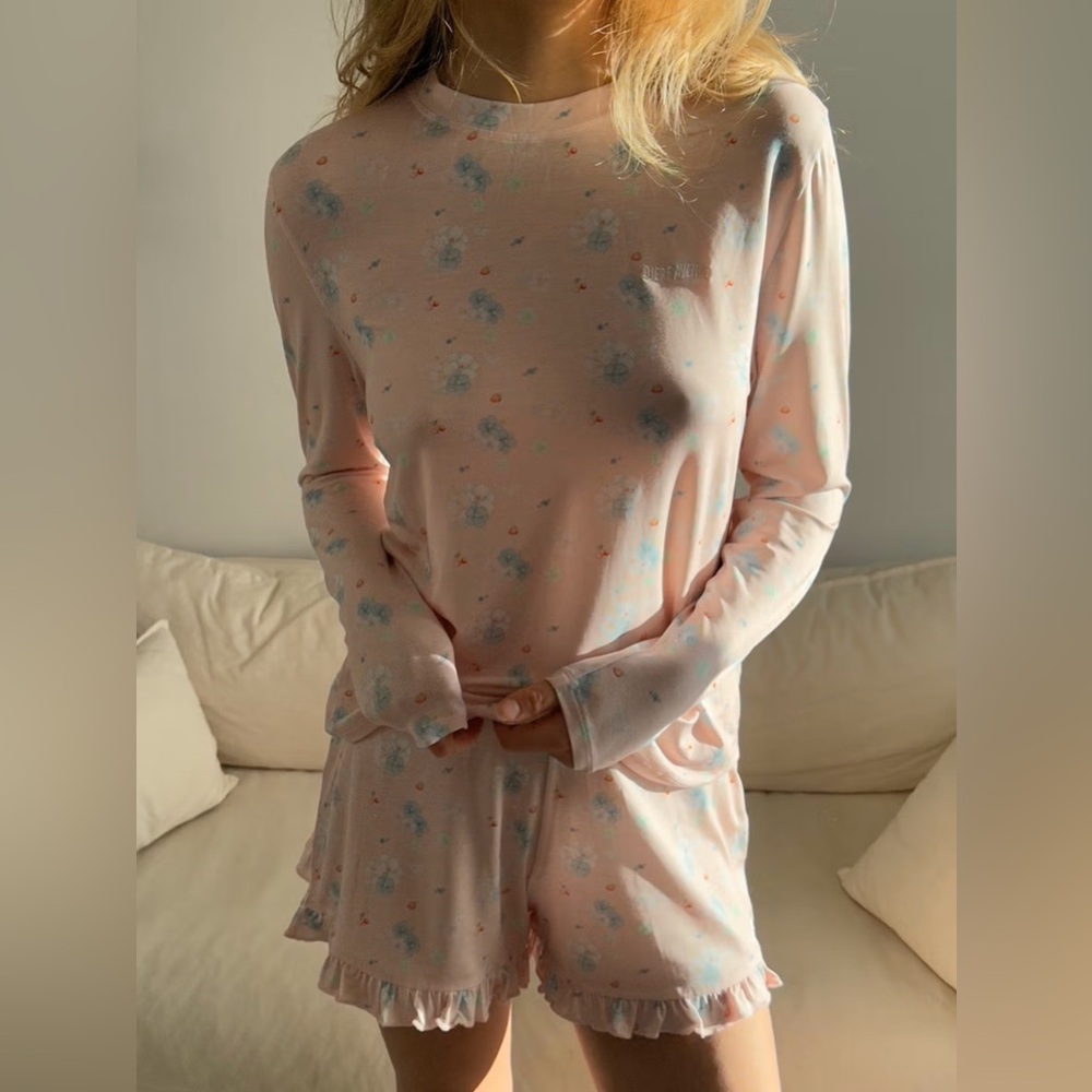 Djerf avenue Go Slow Long Sleeve Top Summer Island and ruffle short set